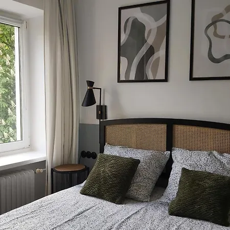 Olive Garden Center Apartment