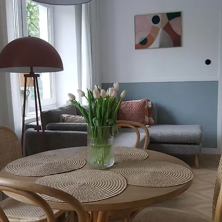 Olive Garden Center Apartment *