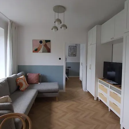 Olive Garden Center Apartment *
